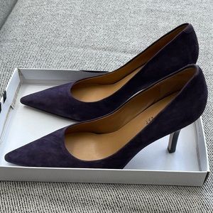 Never worn! Nine West dark purple suede pumps 7.5